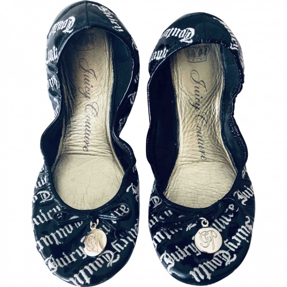 NWT Juicy Couture logo ballet flats